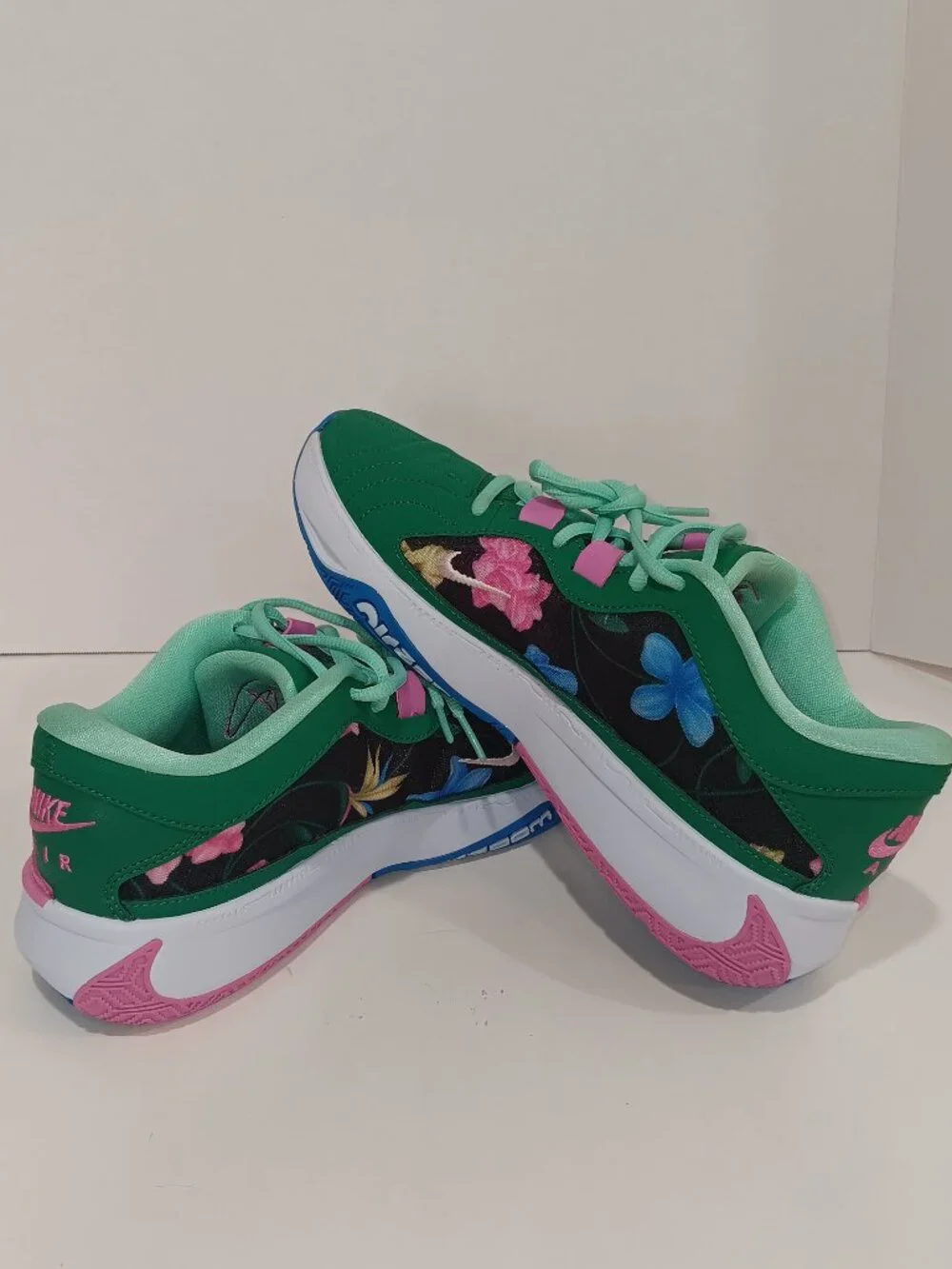 Nike Zoom Freak 5 Flowers Floral Love Giannis Green Men Size 8.5 DX4985-401